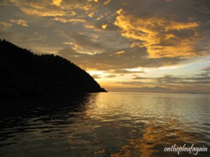 75 - Coucher de soleil sur Mansuar (Raja Ampat)